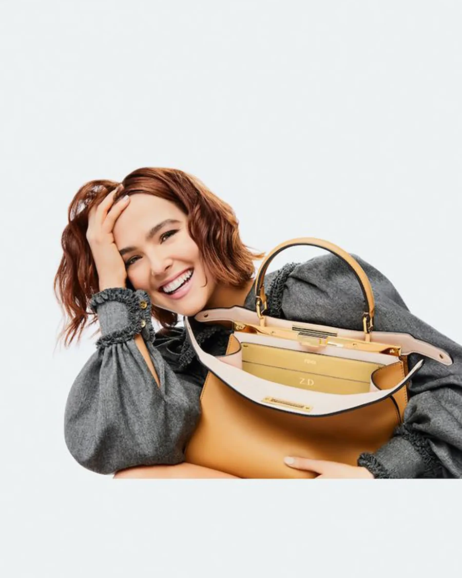 FENDI_PEEKABOO-CAMPAIGN-2020_Zoey-Deutch