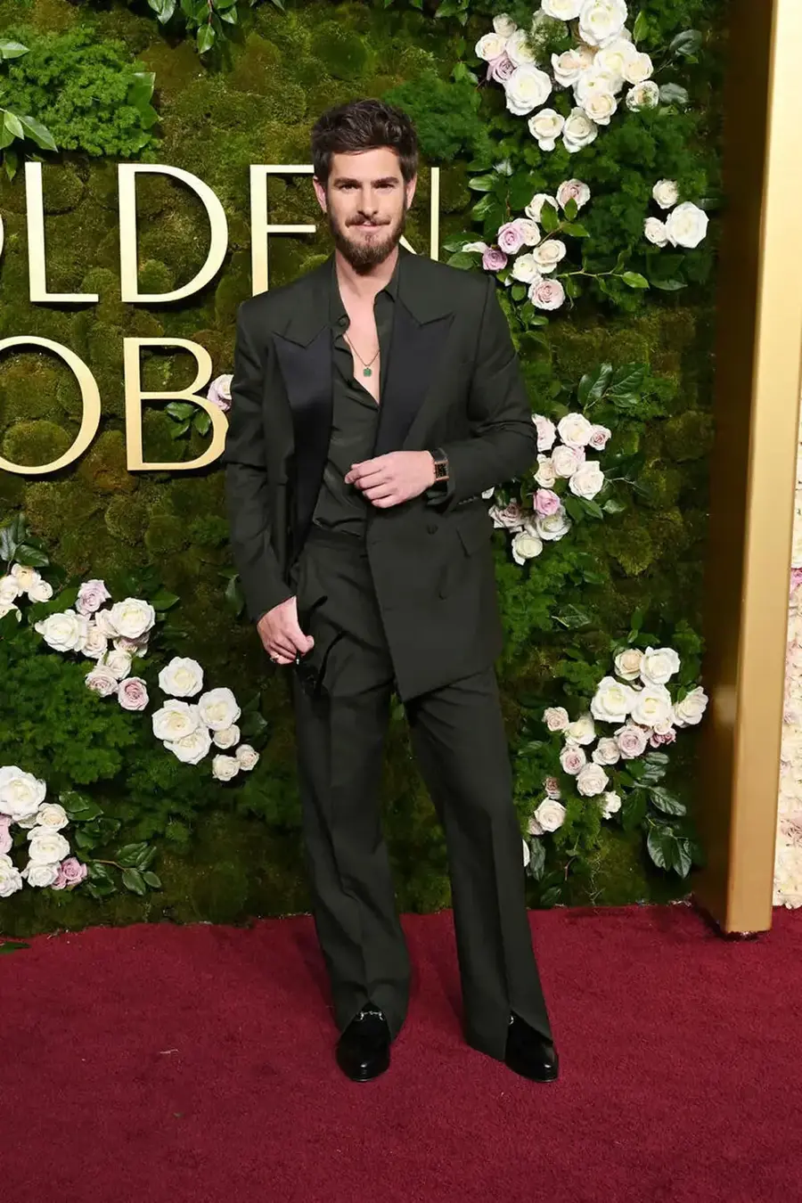 GUCCI_Andrew-Garfield_Golden-Globes-2025