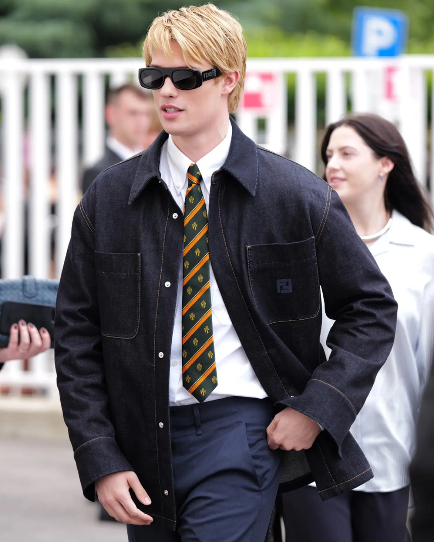 FENDI_SS25-MENS-FASHION-SHOW