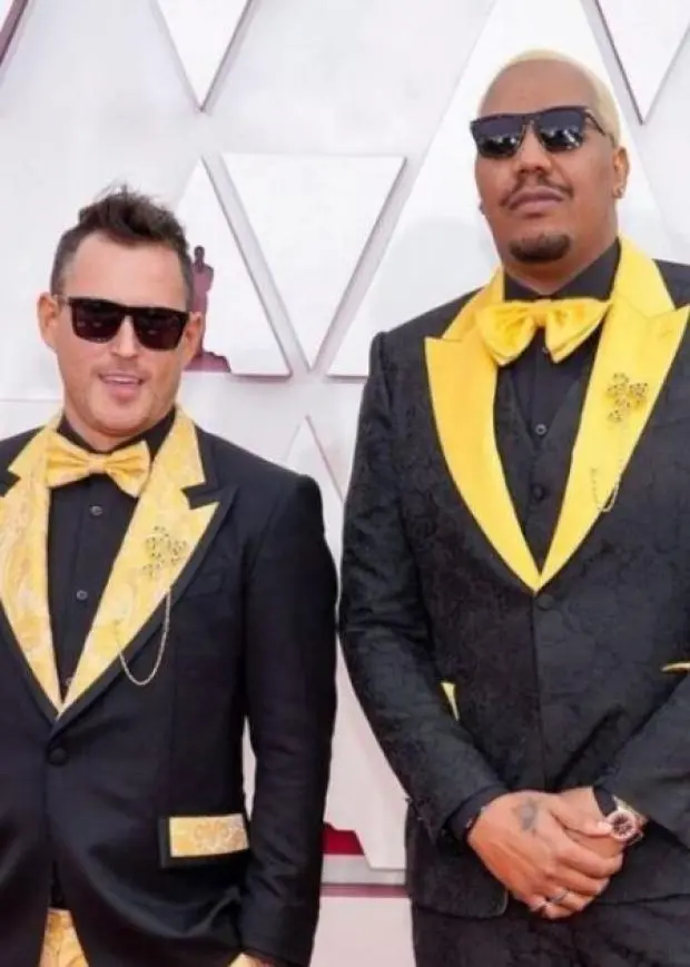 DAVID BECKHAM EYEWEAR – Travon and Martin Roe