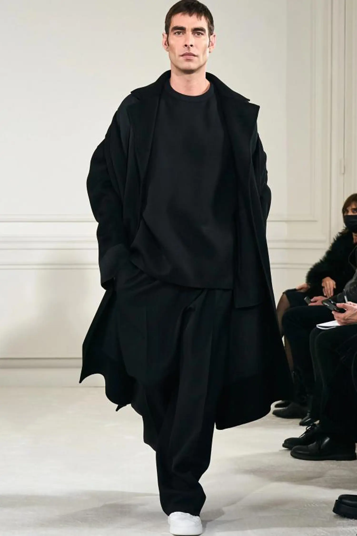 VALENTINO-S22-PARIS-HAUTE-COUTURE